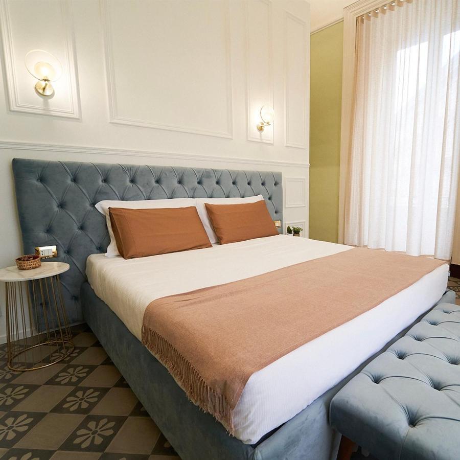 Toscano Palace Luxury Rooms Catania Exterior photo