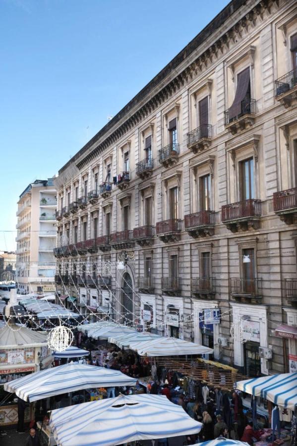 Toscano Palace Luxury Rooms Catania Exterior photo