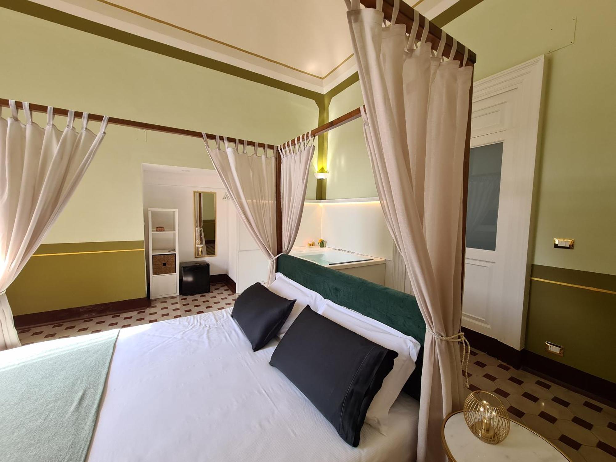 Toscano Palace Luxury Rooms Catania Exterior photo
